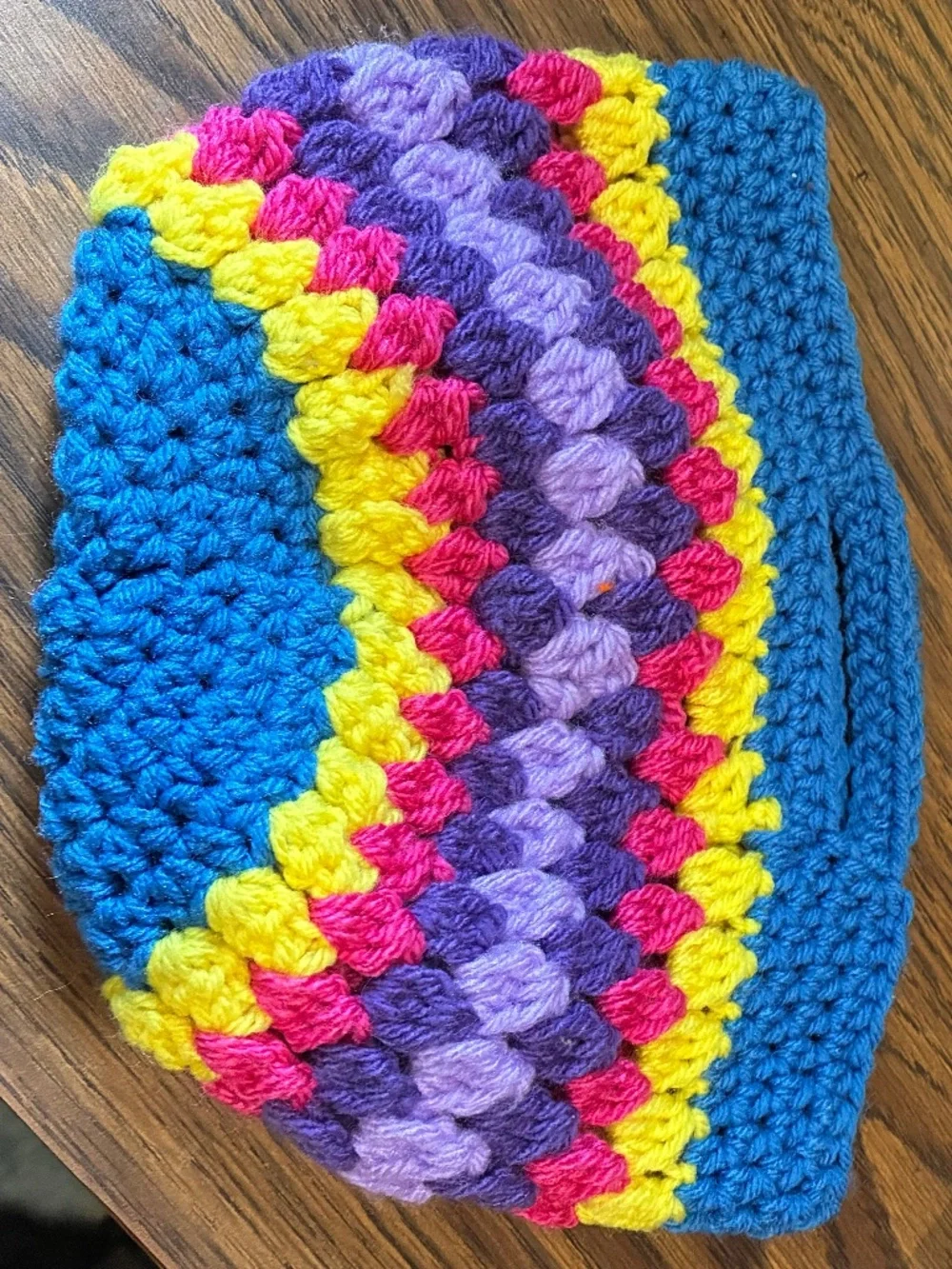 Crocheted little girl's purse